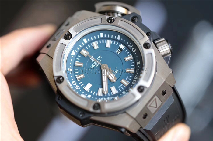 V6厂 Hublot 宇舶 王者至尊系列 731.QX.1190.GR.ABB12 碳纤维 最高版本 一比一复刻名表价格/图