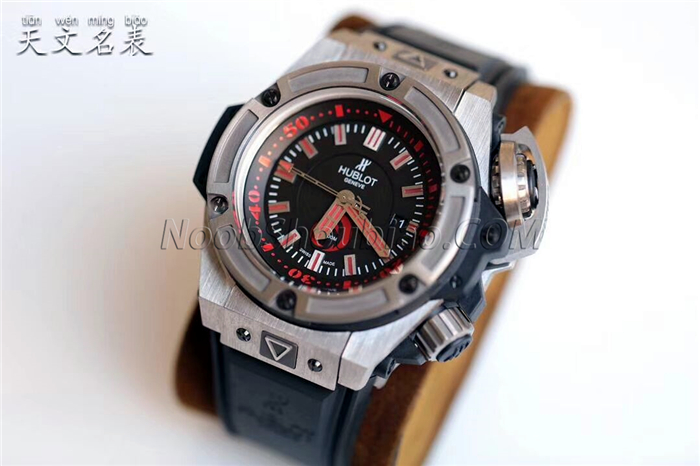 V6厂 Hublot 宇舶 王者至尊系列 731.QX.1140.NR.AGI12 碳纤维 最高版本 一比一复刻表价格/图