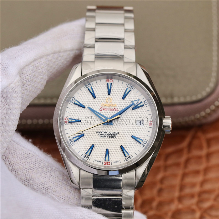Omega 欧米茄 Seamaster 海马系列 AQUA TERRA 150米腕表 231.10.42.21.02.005