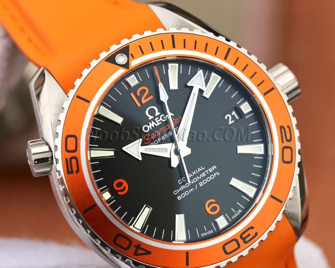 欧米茄 OMEGA 海马系列 SEAMASTER 海洋宇宙 PLANET OCEAN 232.32.42.21.01.001