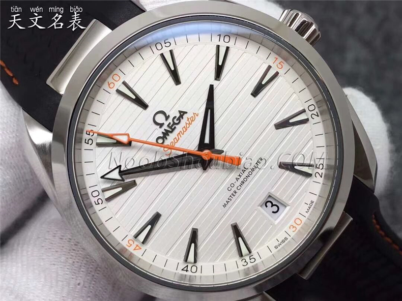 Omega 欧米茄 Seamaster 海马系列 AQUA TERRA 150米腕表 220.12.41.21.02.002