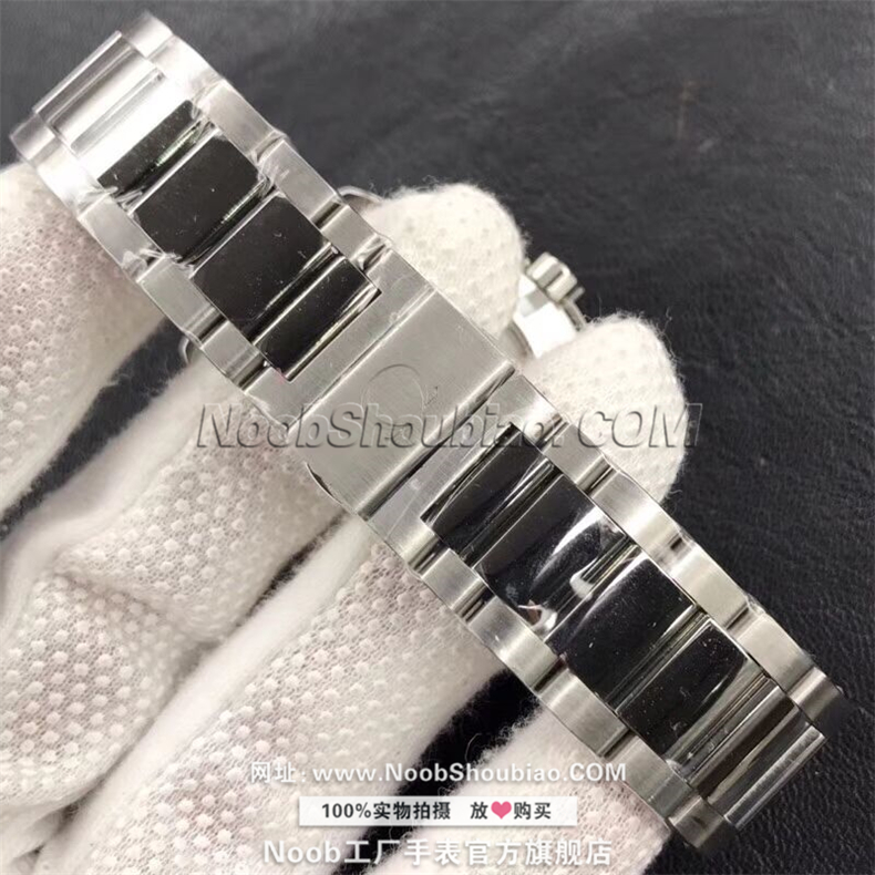  Omega 欧米茄 Seamaster 海马系列 Aqua Terra 150米 GMT 231.10.43.22.01.001