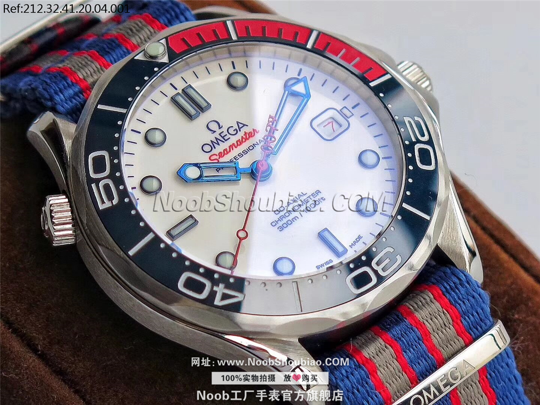 OMEGA 欧米茄 SEAMASTER 海马 diver 300m 300米潜水表 Commander's Watch “指挥官”限量版腕表 212.32.41.20.04.001