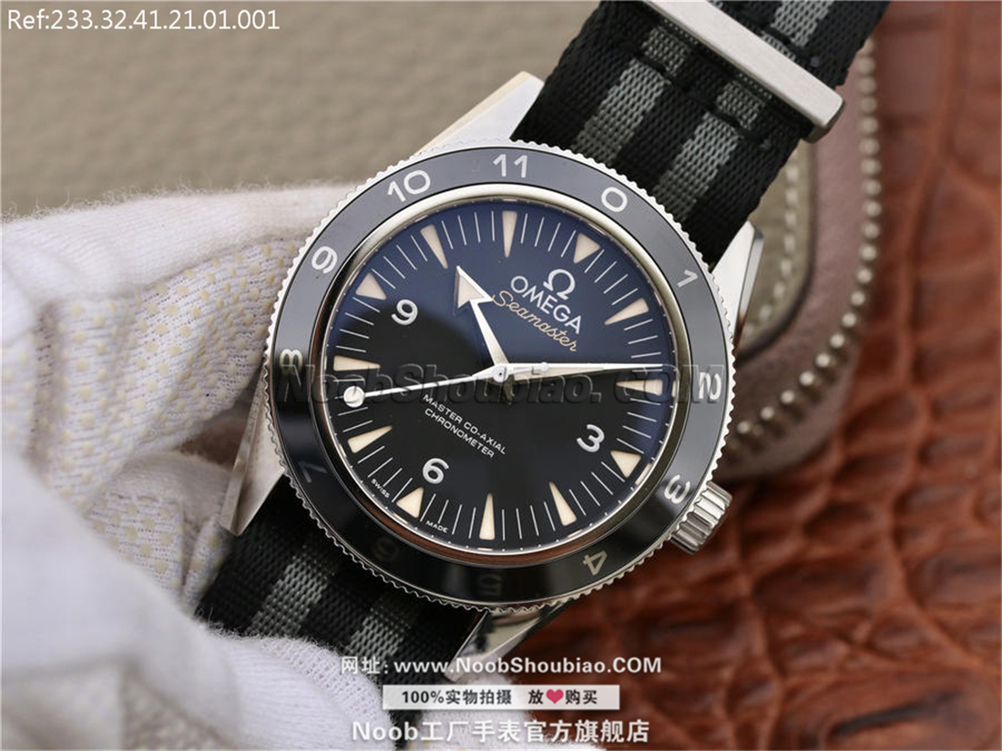 Omega 欧米茄 seamaster 海马 233.32.41.21.01.001 “幽灵党” 007限量版腕表