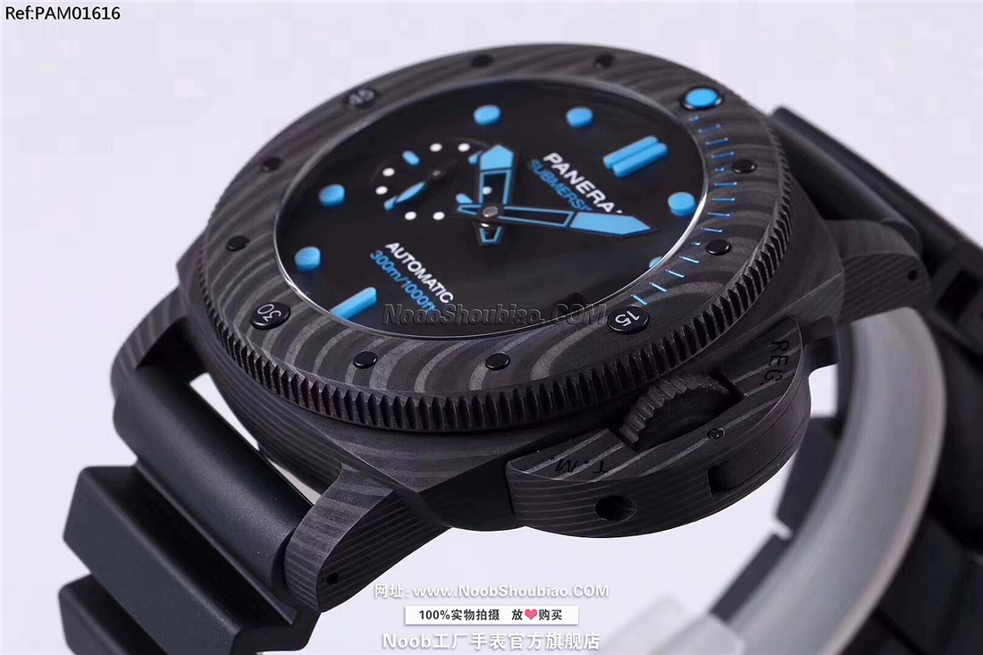 沛纳海 SUBMERSIBLE 潜行系列 PAM01616