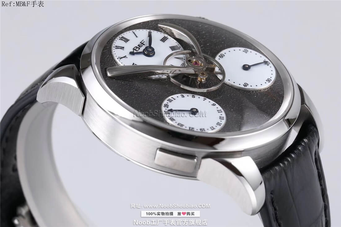 复刻名表【MB&F手表】「Legacy Machine Split Escapement 自动上链机芯