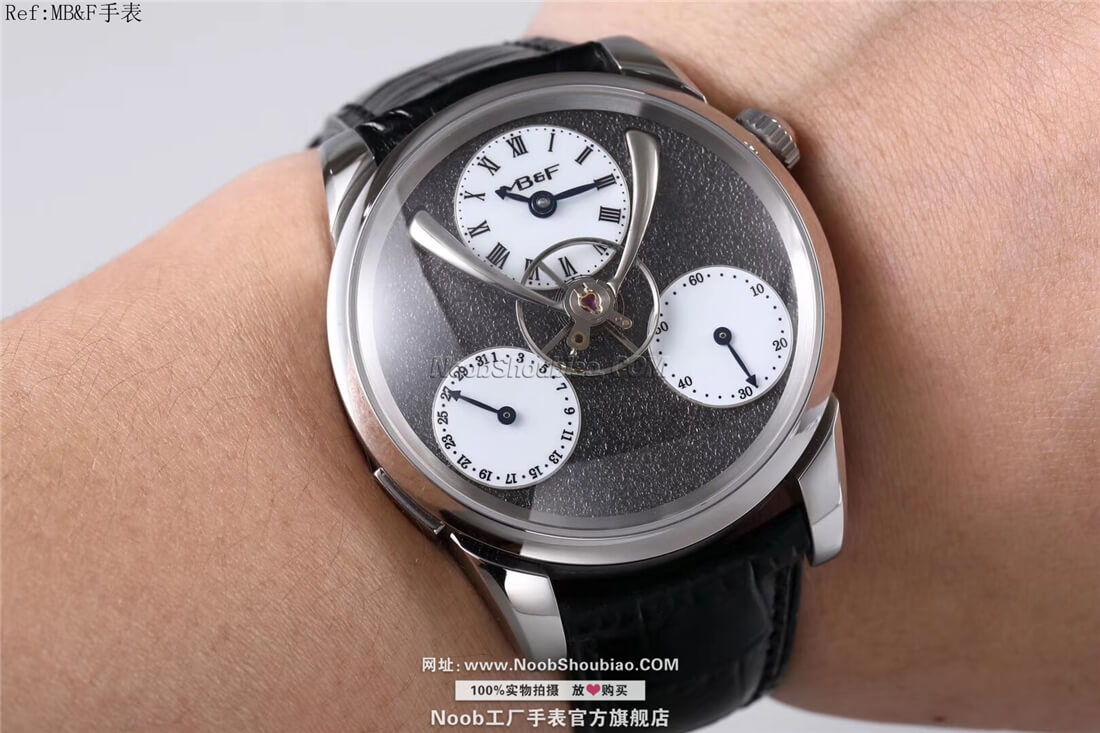 noob官方旗舰店【MB&F手表】「Legacy Machine Split Escapement 自动上链机芯