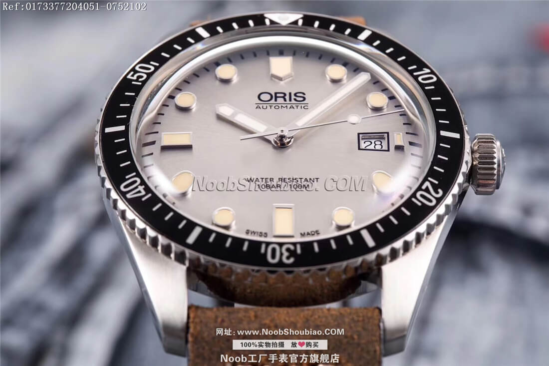 noob手表Oris 豪利时 Oris Divers Sixty-Five 65年潜水腕表 01 733 7720 4051-07 5 21 02 