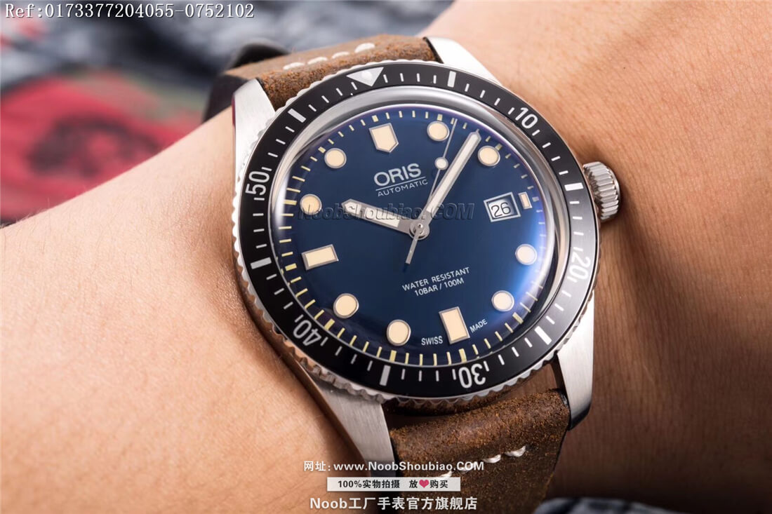 noob官方旗舰店Oris 豪利时 Oris Divers Sixty-Five 潜水系列 01 733 7720 4055-07 5 21 02 