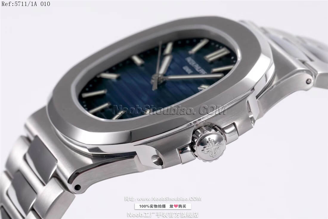 noobPATEK PHILIPPE 百达翡丽 Nautilus系列 5711/1A-010