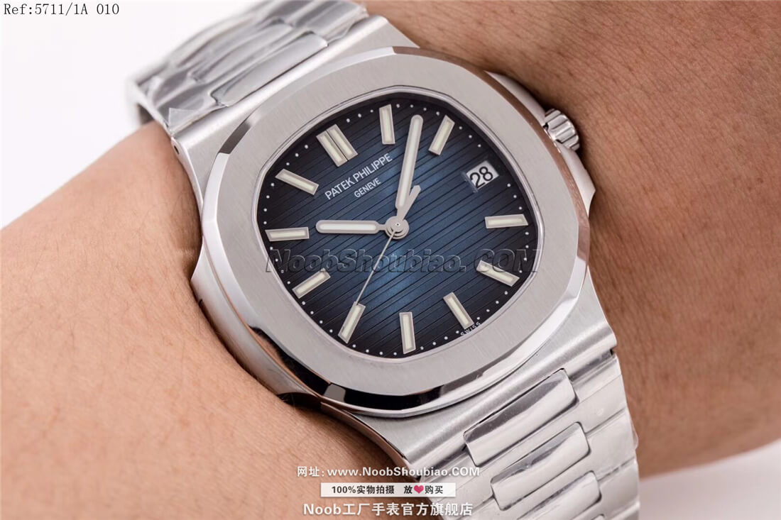 noob官方旗舰店PATEK PHILIPPE 百达翡丽 Nautilus系列 5711/1A-010