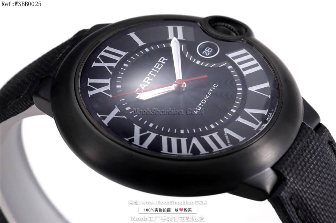  复刻名表卡地亚 Cartier BALLON BLEU DE CARTIER 42mm 碳镀层腕表 WSBB0015