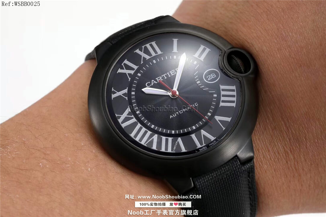 noob官方旗舰店卡地亚 Cartier BALLON BLEU DE CARTIER 42mm 碳镀层腕表 WSBB0015