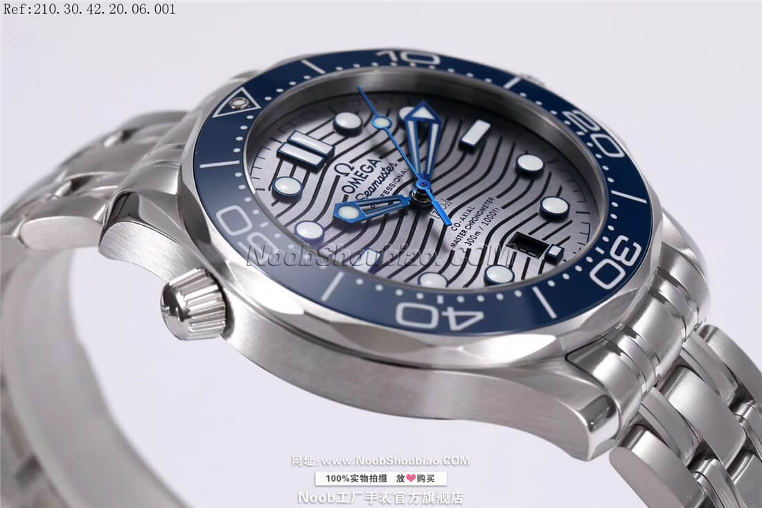 复刻名表Omega 欧米茄 Seamaster 海马系列 Diver 300m 300米潜水表 同轴•至臻天文台 210.30.42.20.06.001