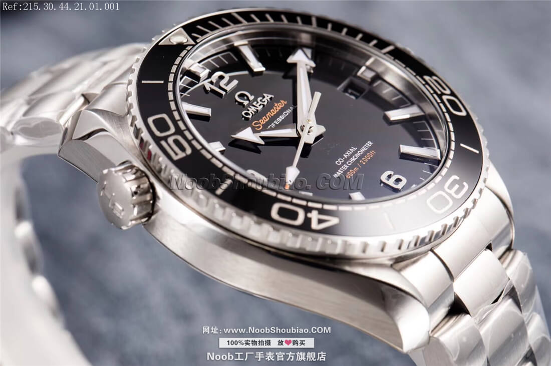 Omega 欧米茄 Seamaster 海马系列 海洋宇宙600米 215.30.44.21.01.001 