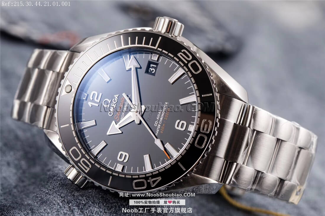 Omega 欧米茄 Seamaster 海马系列 海洋宇宙600米 215.30.44.21.01.001 