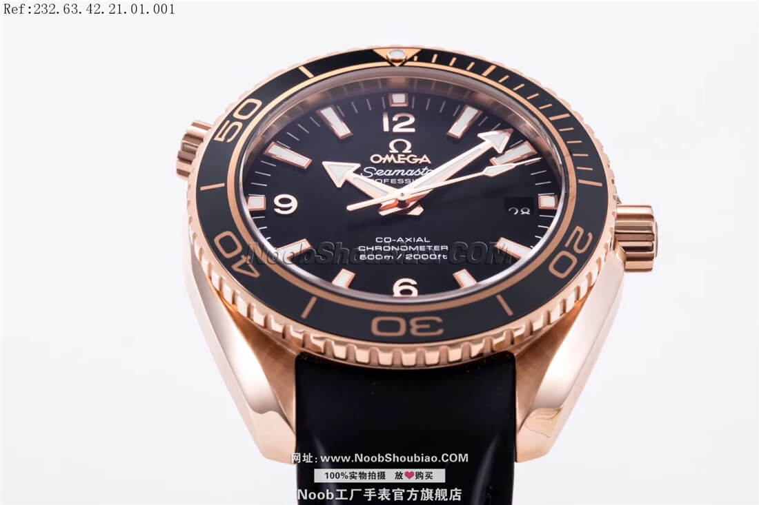 OMEGA 欧米茄 海马系列 海洋宇宙600米 232.63.42.21.01.001