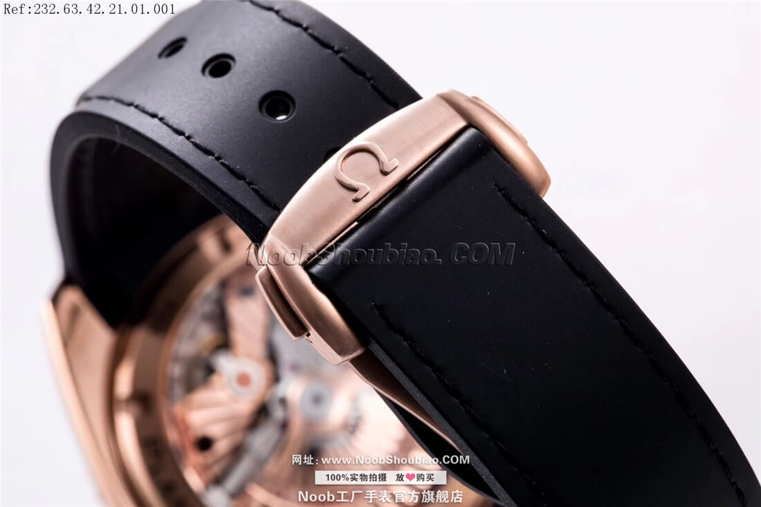 OMEGA 欧米茄 海马系列 海洋宇宙600米 232.63.42.21.01.001