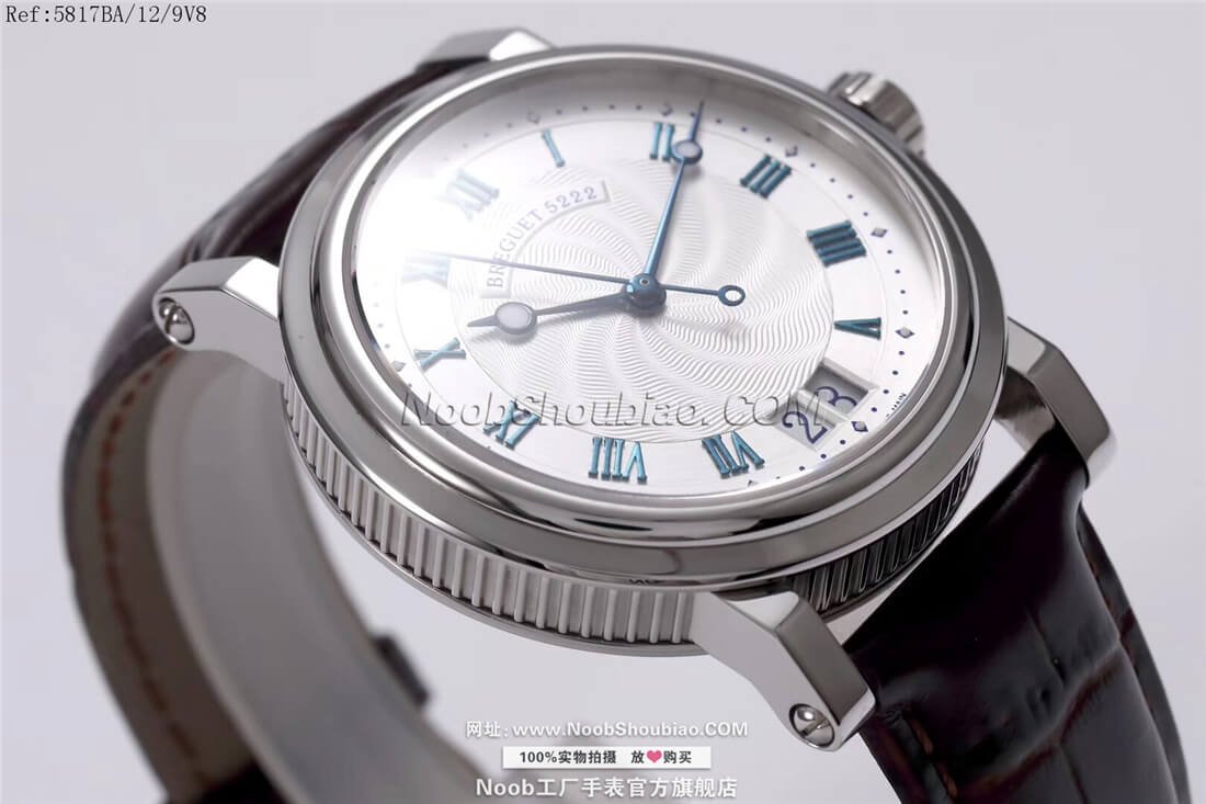 Breguet 宝玑 航海 MARINE 5817系列 5817BA/12/9V8