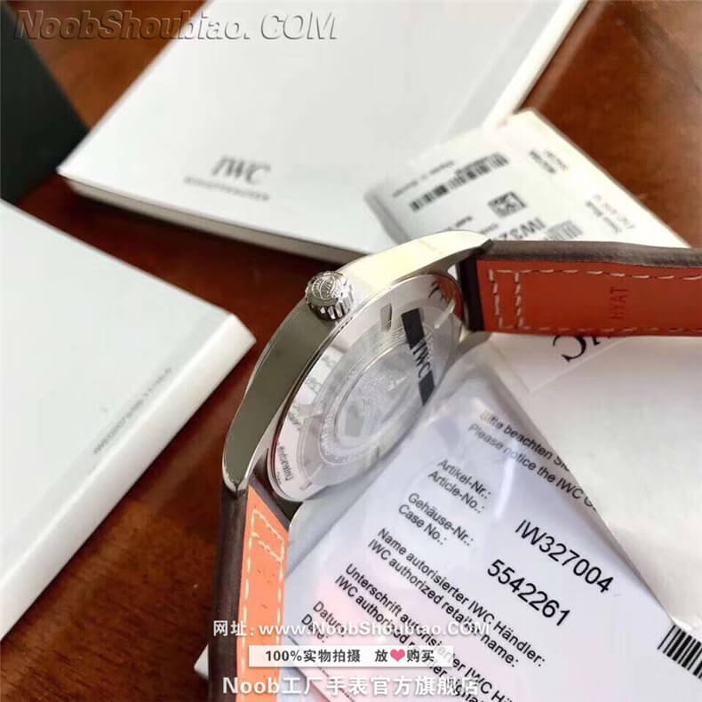 【原厂配件组装】IWC 万国 马克十八 飞行员系列 IW327004