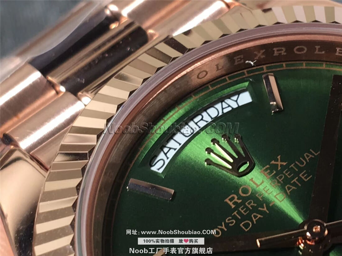 Rolex 劳力士 星期日历型40系列 228235绿盘 18K玫瑰金 