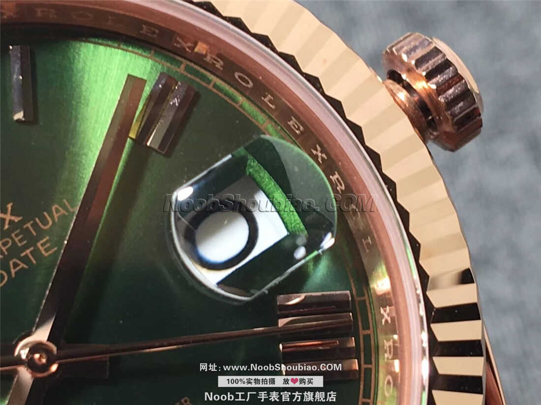 Rolex 劳力士 星期日历型40系列 228235绿盘 18K玫瑰金 