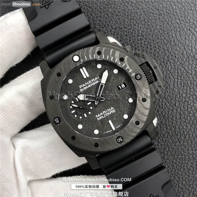 沛纳海 SUBMERSIBLE 潜行系列 PAM00979 