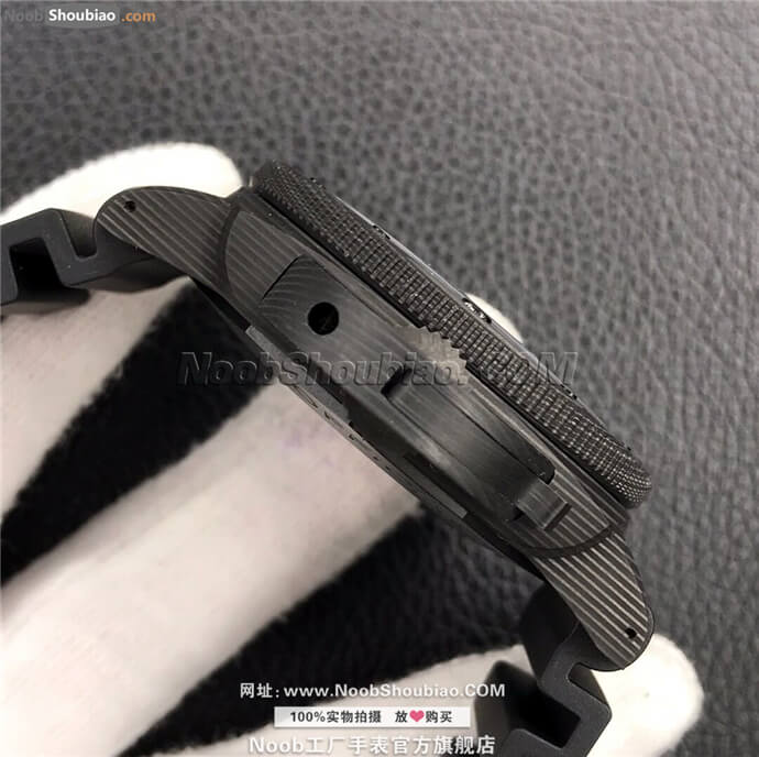 沛纳海 SUBMERSIBLE 潜行系列 PAM00979 