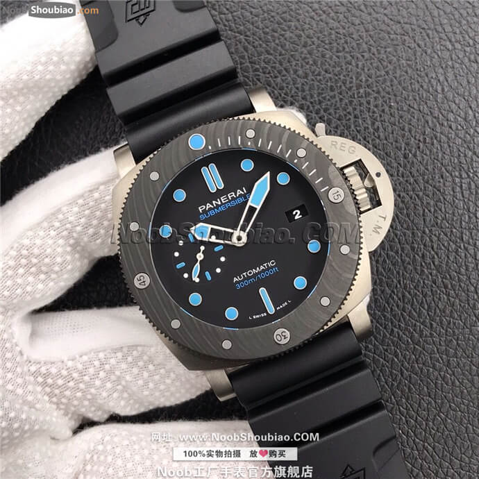 沛纳海手表 SUBMERSIBLE 潜行系列 PAM00799