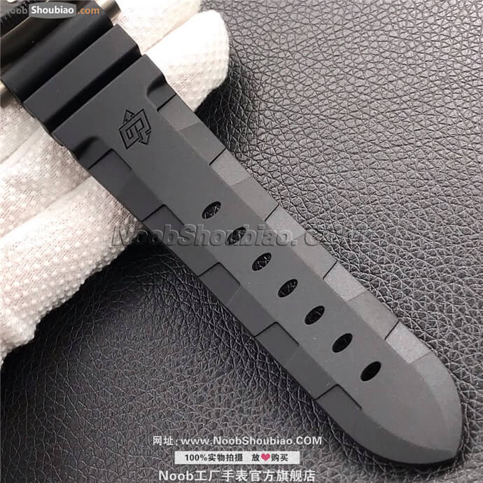 沛纳海手表 SUBMERSIBLE 潜行系列 PAM00799