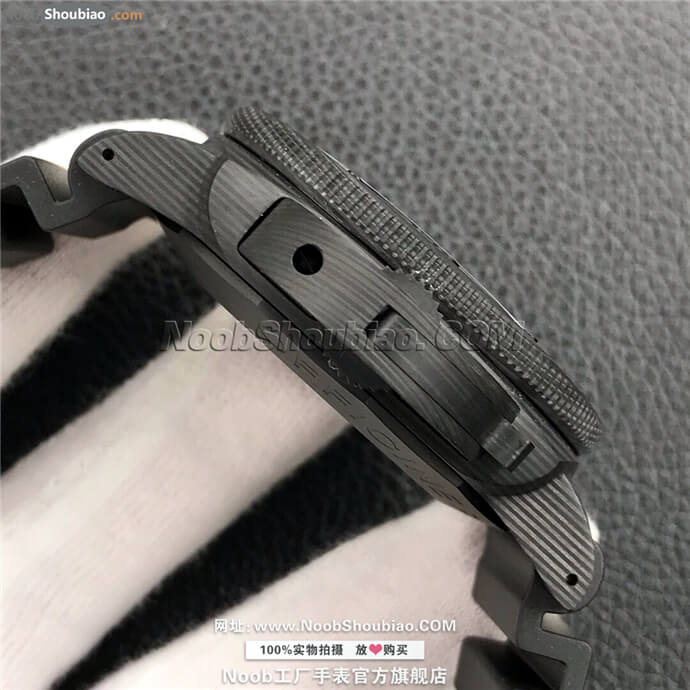 沛纳海手表 SUBMERSIBLE 潜行系列 PAM00616