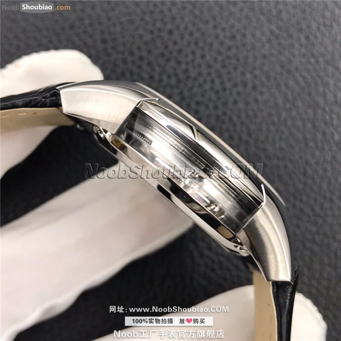 Omega 欧米茄 碟系飞列 明亮之黑 431.33.41.21.01.0011