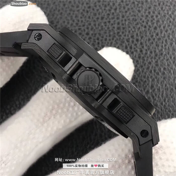 Hublot 宇舶 Big Bang 大爆炸 301.QX.1740.GR All Carbon Fiber 全碳纤维