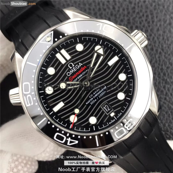 Omega 欧米茄 Seamaster 海马系列 Diver 300m 300米潜水表 同轴•至臻天文台 210.32.42.20.01.001