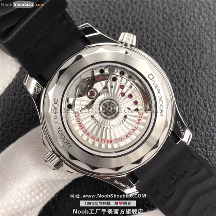 Omega 欧米茄 Seamaster 海马系列 Diver 300m 300米潜水表 同轴•至臻天文台 210.32.42.20.01.001