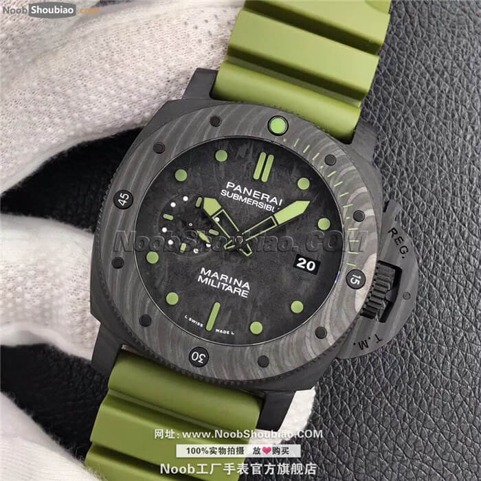 沛纳海手表 SUBMERSIBLE 潜行系列 PAM00961