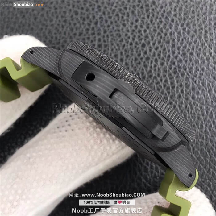 沛纳海手表 SUBMERSIBLE 潜行系列 PAM00961