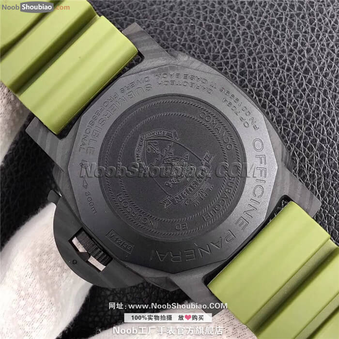 沛纳海手表 SUBMERSIBLE 潜行系列 PAM00961