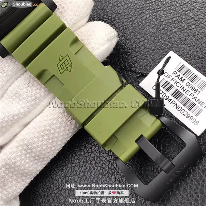 沛纳海手表 SUBMERSIBLE 潜行系列 PAM00961