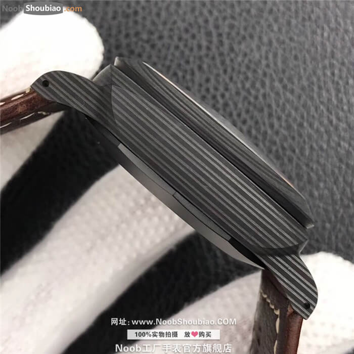 沛纳海手表 LUMINOR 1950系列 PAM00661