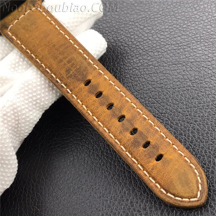 沛纳海 PAM360 