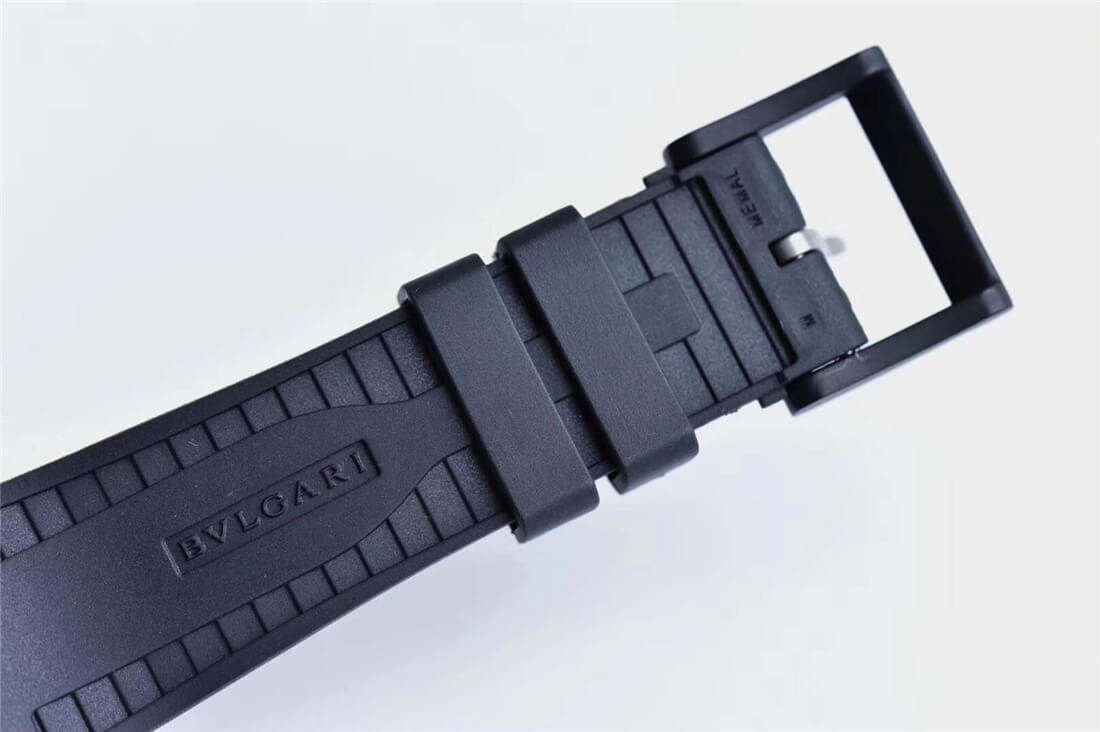 BVLGARI 宝格丽 Diagono Magnesium 系列 102307 DG41C14SMCVD
