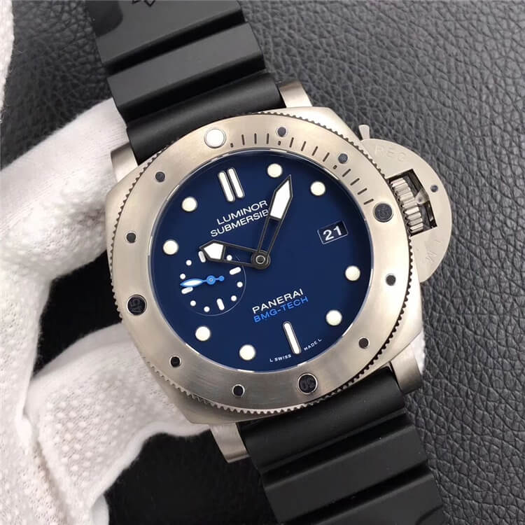 沛纳海 SUBMERSIBLE 潜行系列 PAM00692