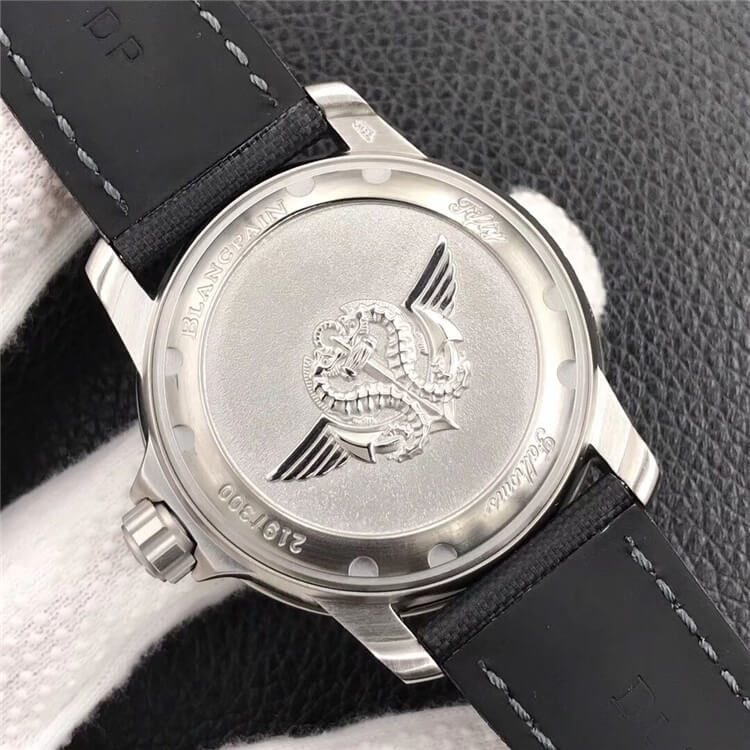 宝珀 五十噚系列 NAGEURS DE COMBAT AUTOMATIQUE系列 5015E-1130-B52A