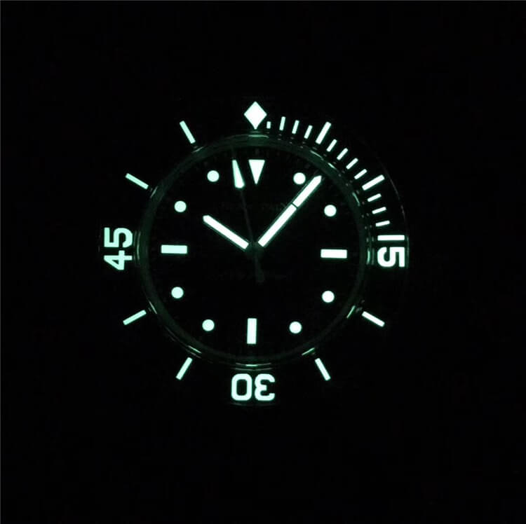 宝珀 五十噚系列 NAGEURS DE COMBAT AUTOMATIQUE系列 5015E-1130-B52A