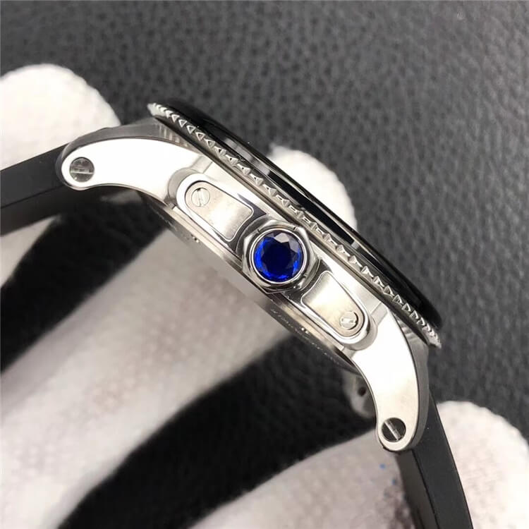 卡地亚 CALIBRE DE CARTIER DIVER系列 W7100056