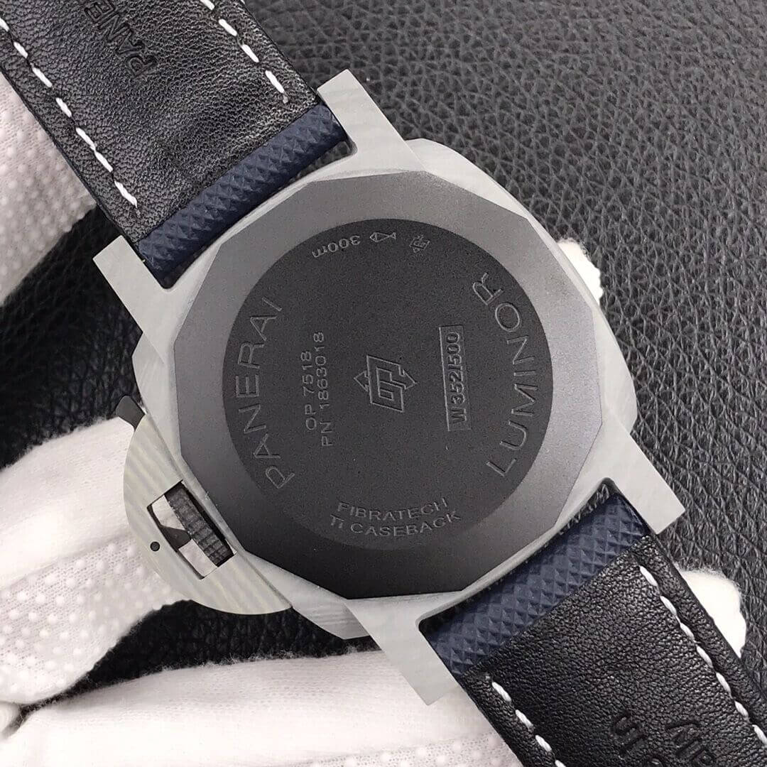 沛纳海 Panerai LUMINOR 庐米诺 MARINA FIBRATECH PAM01663