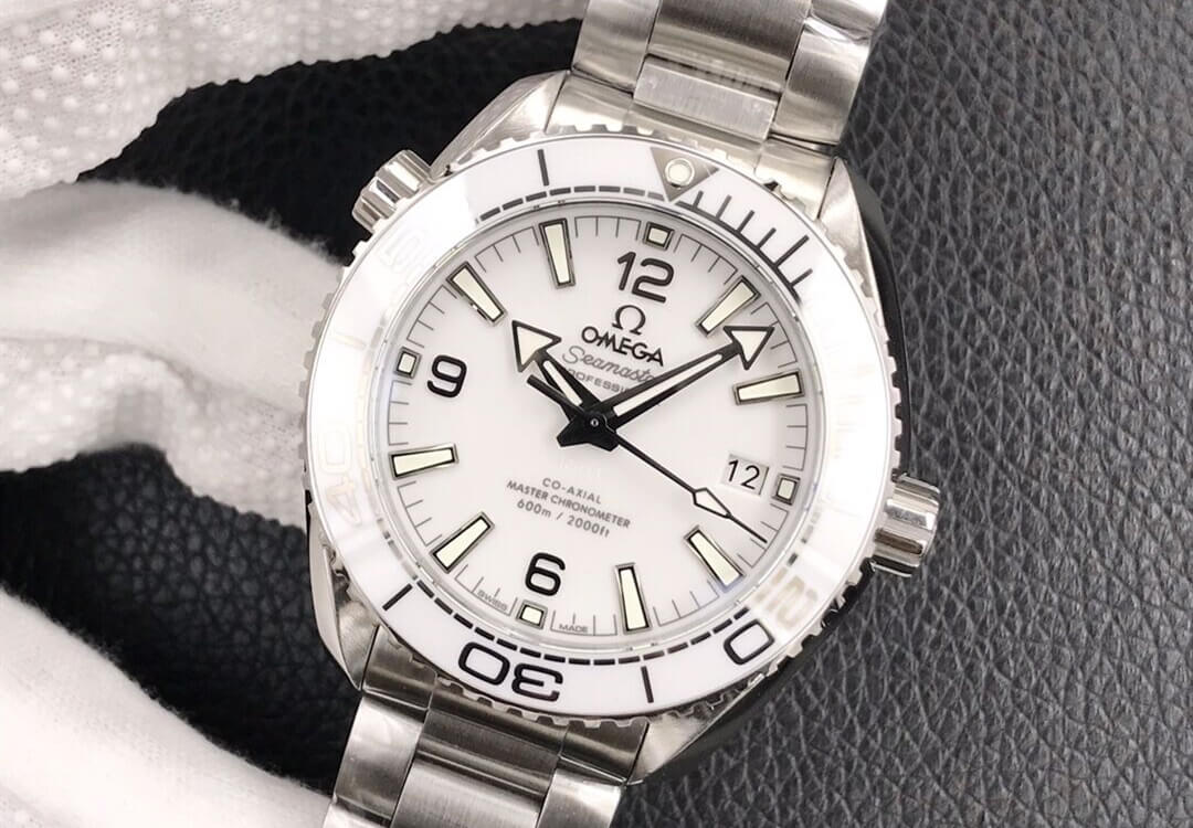 欧米茄 SEAMASTER 600M 海马600米 39.5mm 215.30.40.20.04.001