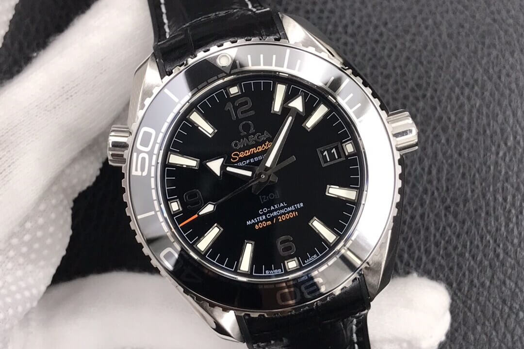 欧米茄 SEAMASTER 600M 海马600米 39.5mm 215.33.40.20.01.001 
