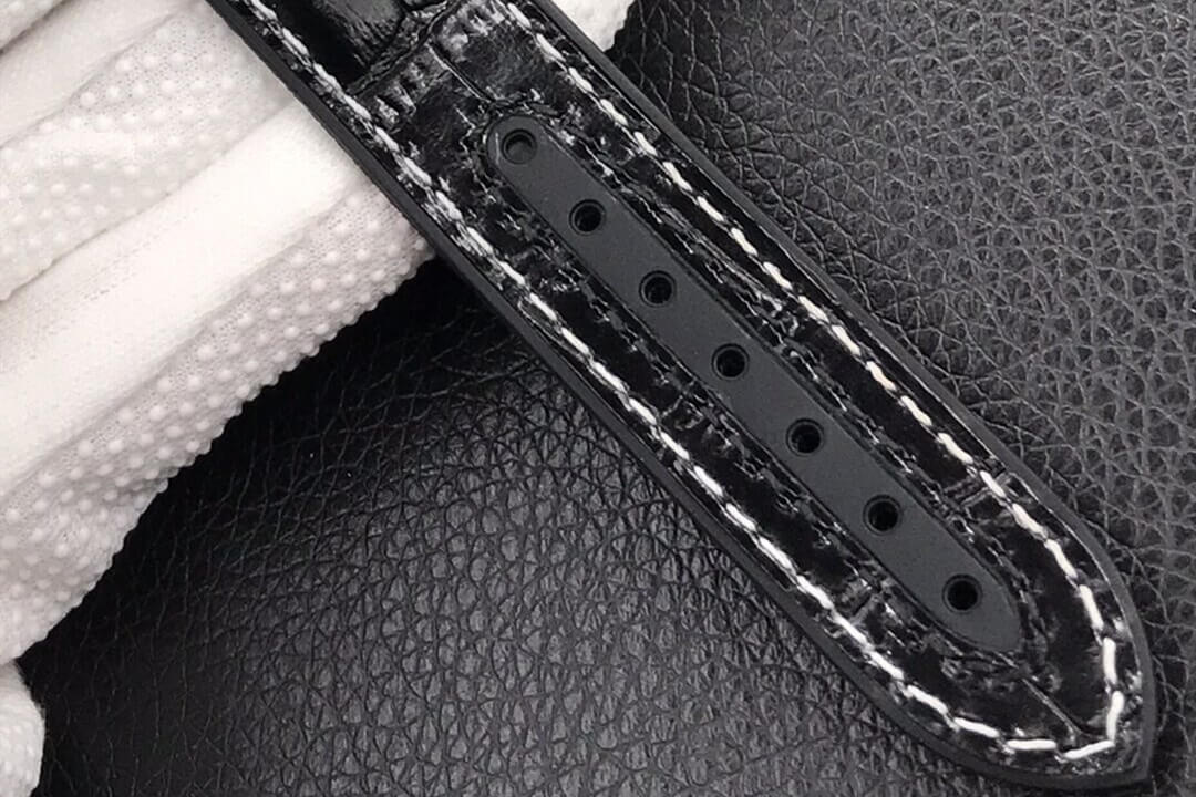 欧米茄 SEAMASTER 600M 海马600米 39.5mm 215.33.40.20.01.001 